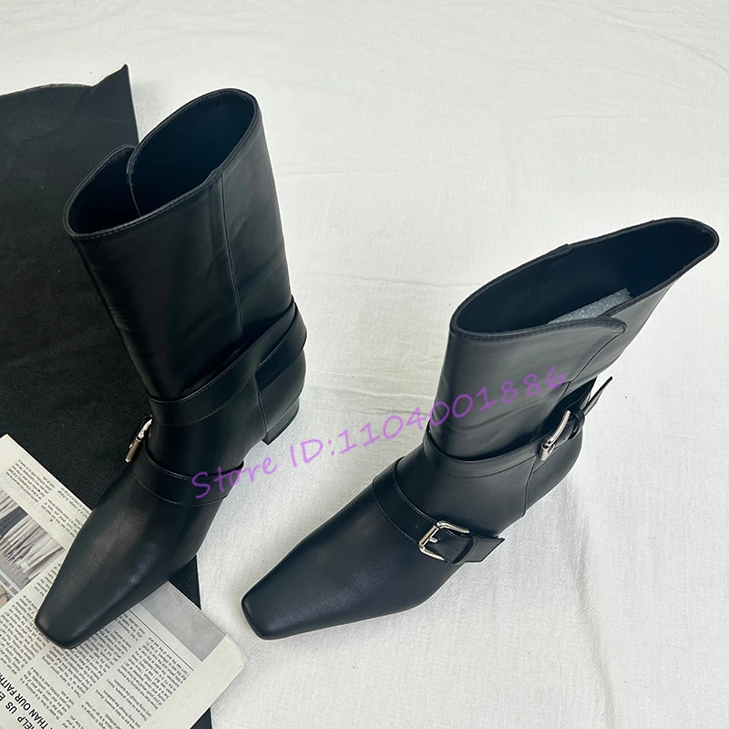 جلد أسود كعب سميك الأحذية الغربية الرجعية ساحة تو مشبك معدني دراجة نارية الجوارب ربيع الخريف موضة جديدة أحذية النساء