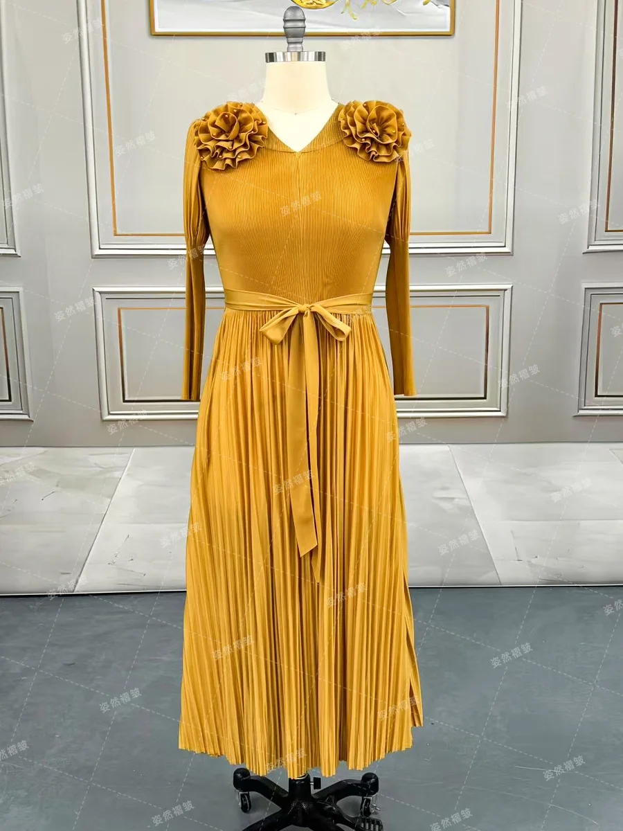 Large size women's fat mm long skirt light luxury high-end Miyake Ichisaki pleated long sleeve dress European and American vacat