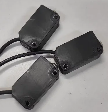 Retro-Reflective Ph…