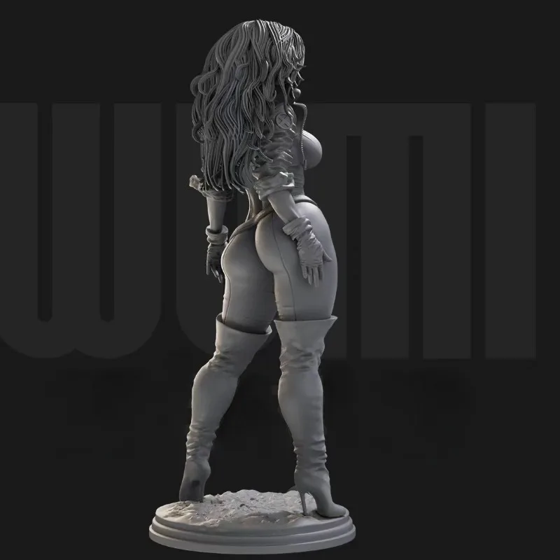 1/24 Resin Figure Assembled Model Kit Naughty Future Female Warrior Fantasy Miniature Statue Unassembled and Unpainted DIY Toys