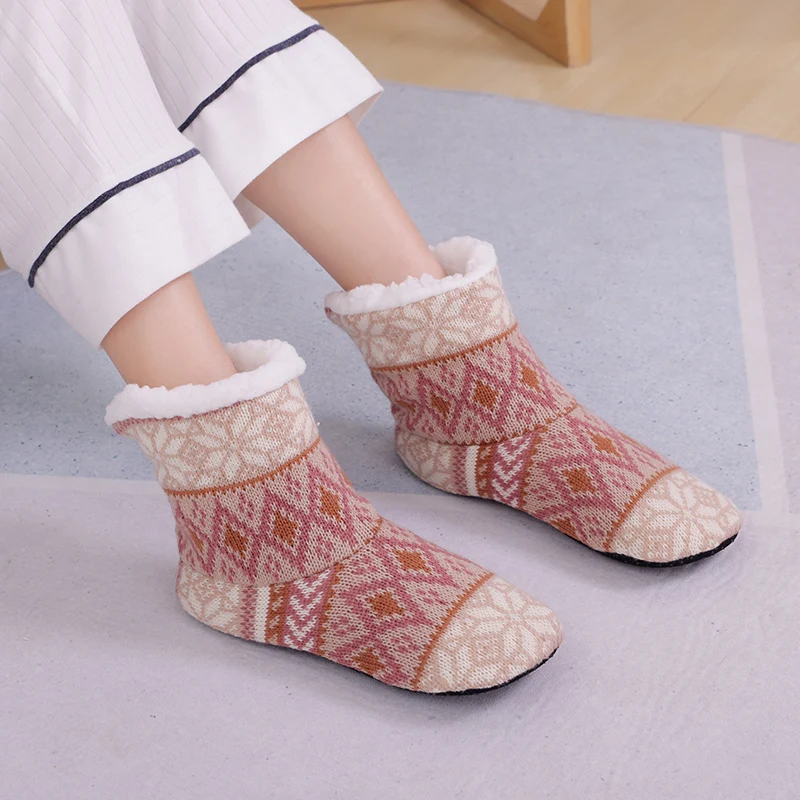 New Autumn/Winter Slippers Thickening Floor Socks Slip Women Home Sewing Plush slippers Interior Home Warm Shoes High heel