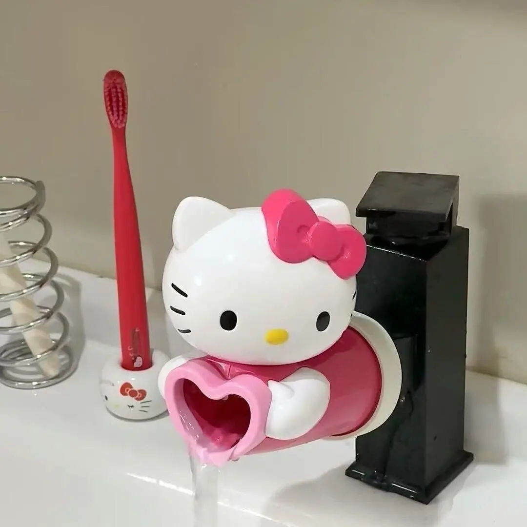 Hello Kitty Heart Shaped Faucet Extender Cartoon Anti-Splash Water Tap Kids Hand Washing Helper for Bathroom Sink Home Accessory view 4