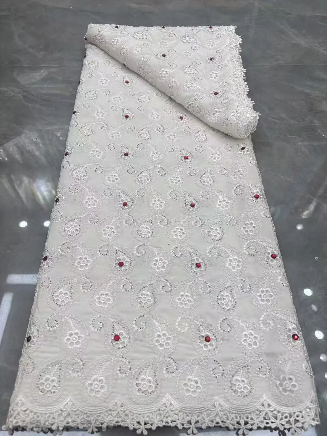 

Luxurious Delicate Soft Cotton Fabric with Bigger Stones–Elegant High-Quality Laser Lace for Wedding Evening Dress Party Season