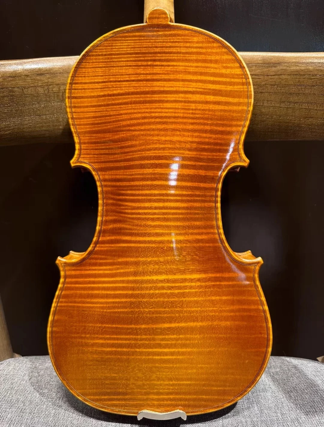 

Complete Backplane European maple Violin 4/4 Italian Vintage Oil-Varnish vionlin Professional violinist set musical instrument