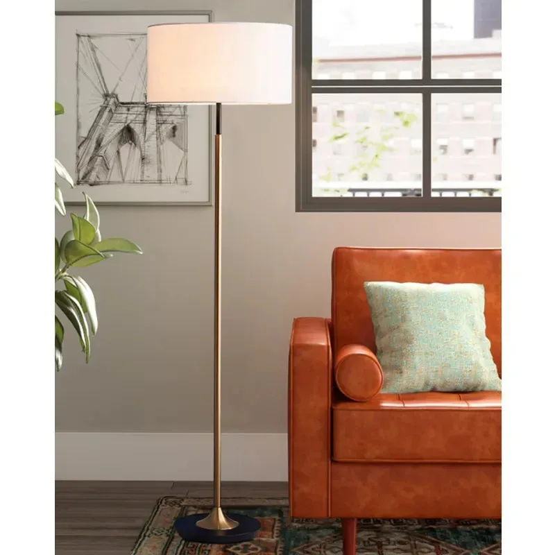 American Vintage Luxury Floor Lamp Modern Vertical Table Lamps Living Room Sofa Side Coffee Study Bedroom Bedside Standing Light