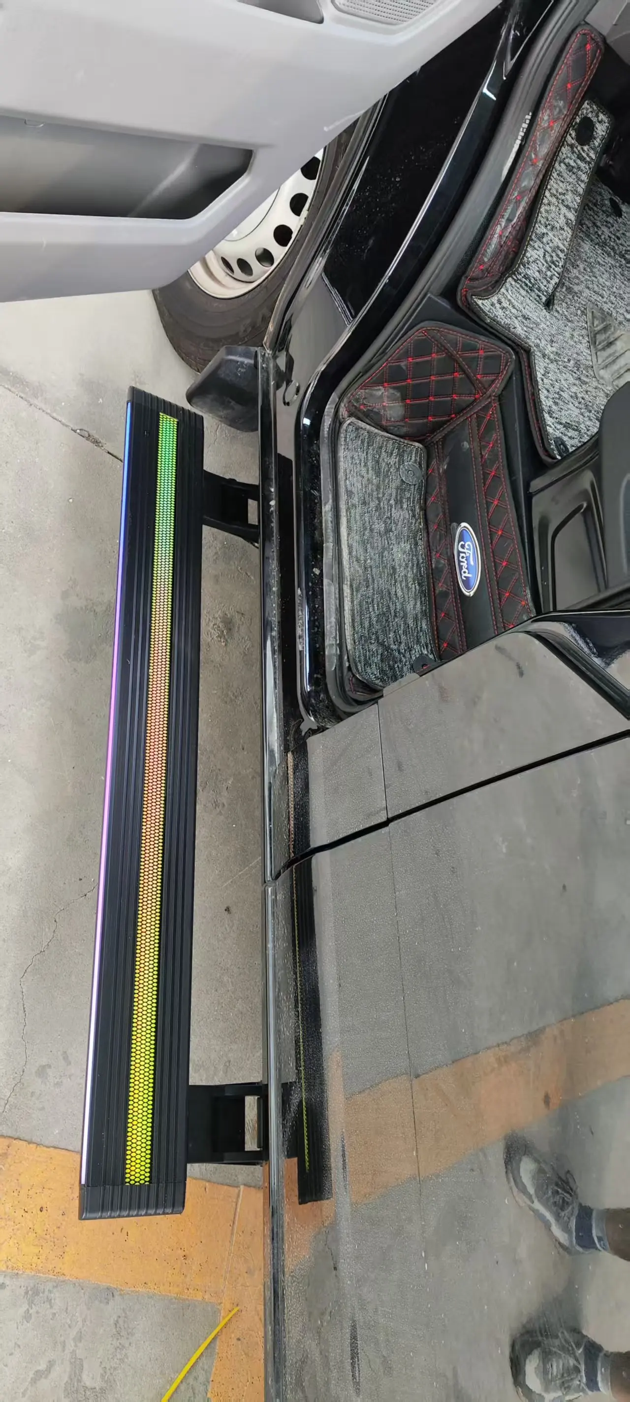 Tom AutoWJ ملحقات السيارات عتبات كهربائية خطوة جانبية لسيارة Ford Transit قاعدة عجلات متوسطة لوحة الجري أحادية يمين Pow