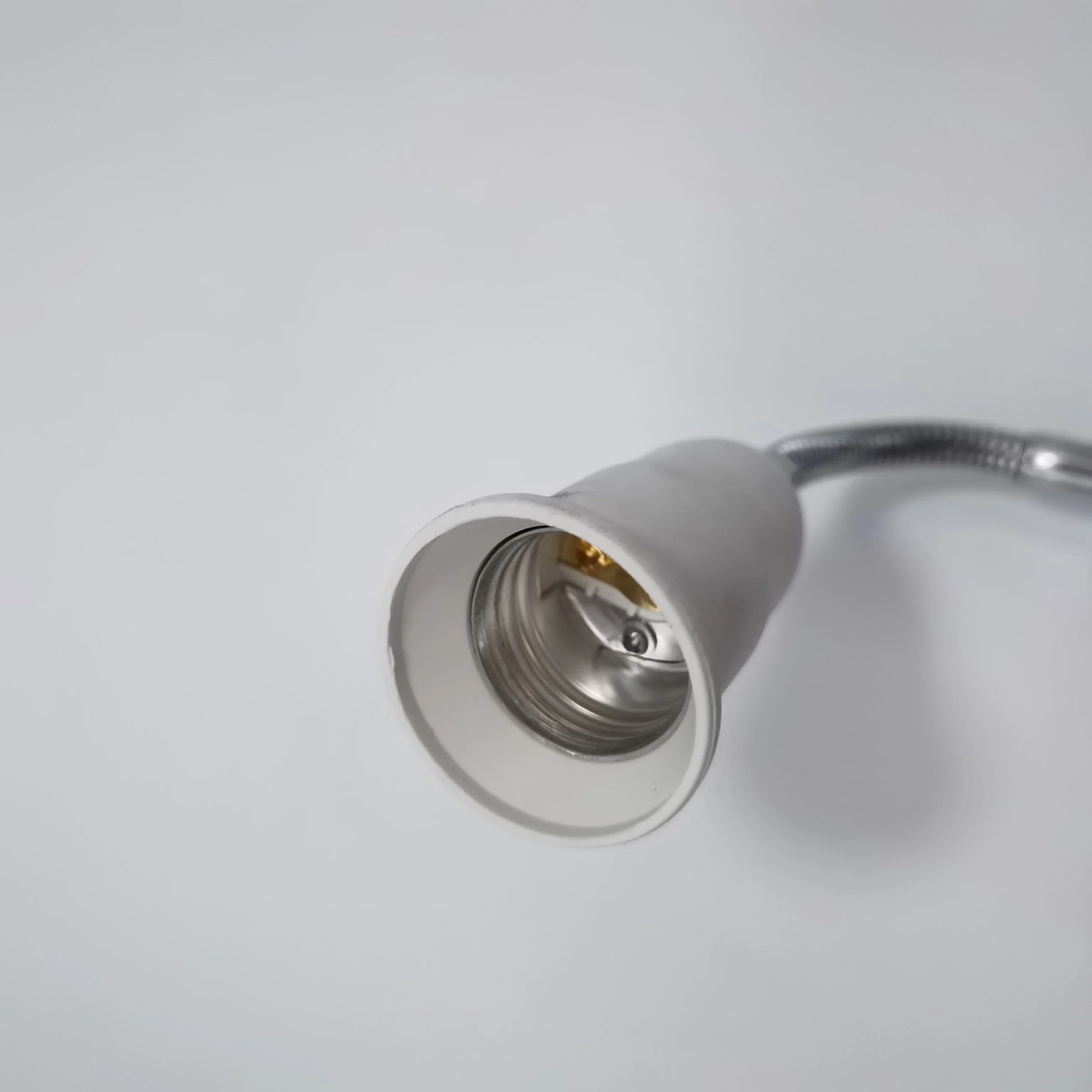 EU/US On/Off E27 Lamp Base Wall Flexible Holder Light Socket AC 110V 220V Converter Bases 20CM Book Light Adapter Plug Switch