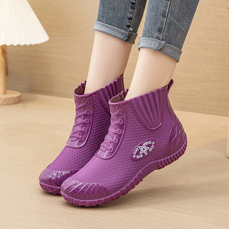 

Women Low Cube Water Shoes Anti-Slip Waterproof Rain Boot Winter Fleece Lined Fashion Outdoor Rubber Ankle Boots Fishing Walking