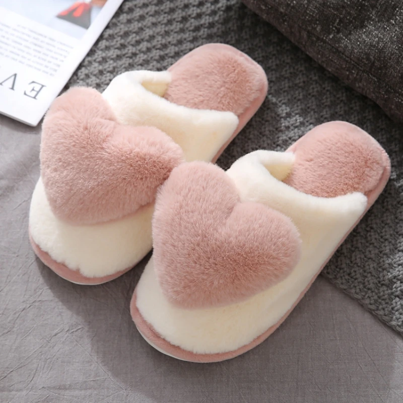 Winter Warm Heart Pattern Cotton Slippers Women Indoor Casual Comfortable Sandals Men Faux Fur Thicken Plush Sandals Adult Shoes