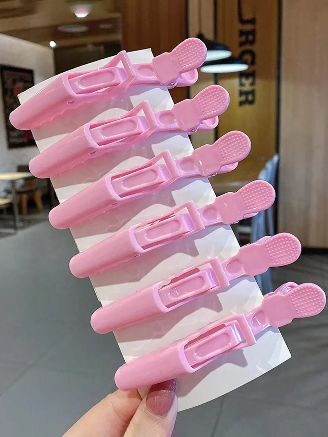 

12pcs Pink Plastic Crocodile Hair Clips Salon Sectioning Clips Non-Slip Alligator Clips For Women