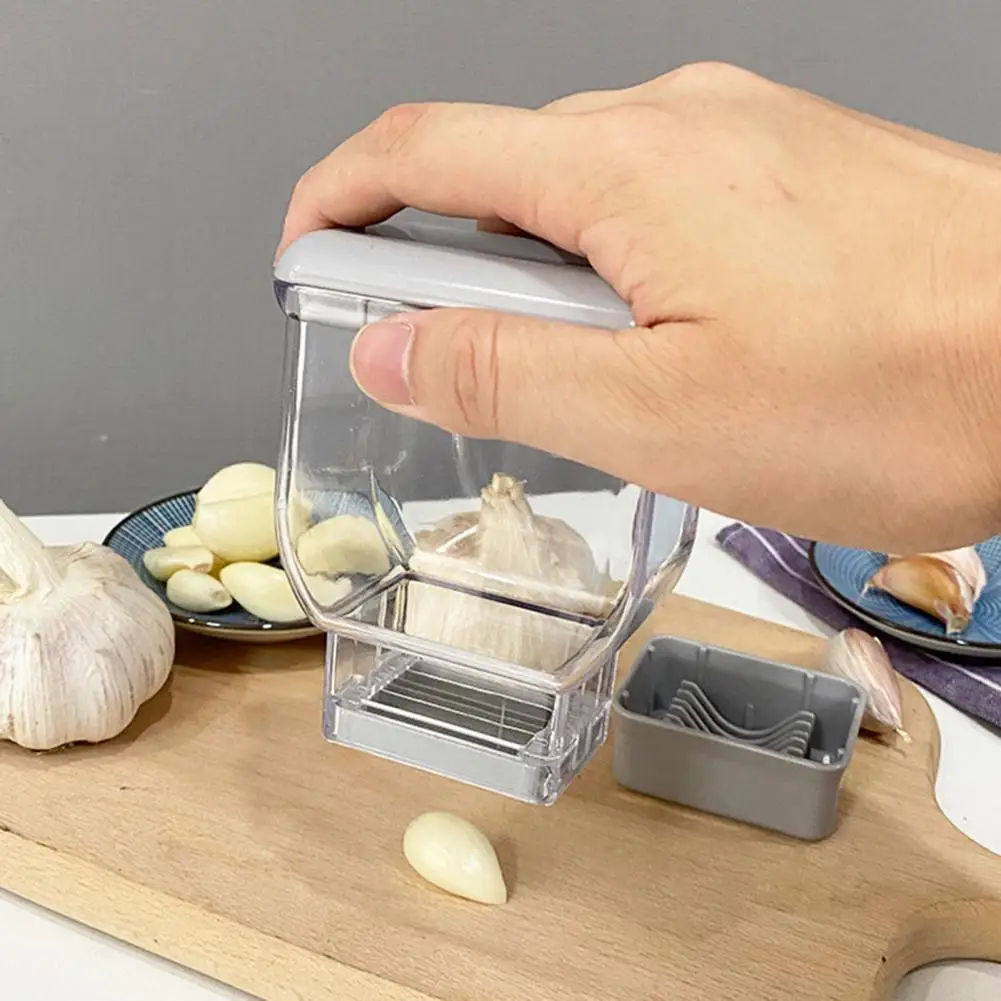 Manual Garlic Cutter Stainless Steel Blades Kitchen Manual Pressing Garlic Grinding Grater Hand Injury Protection Garlic Cutter