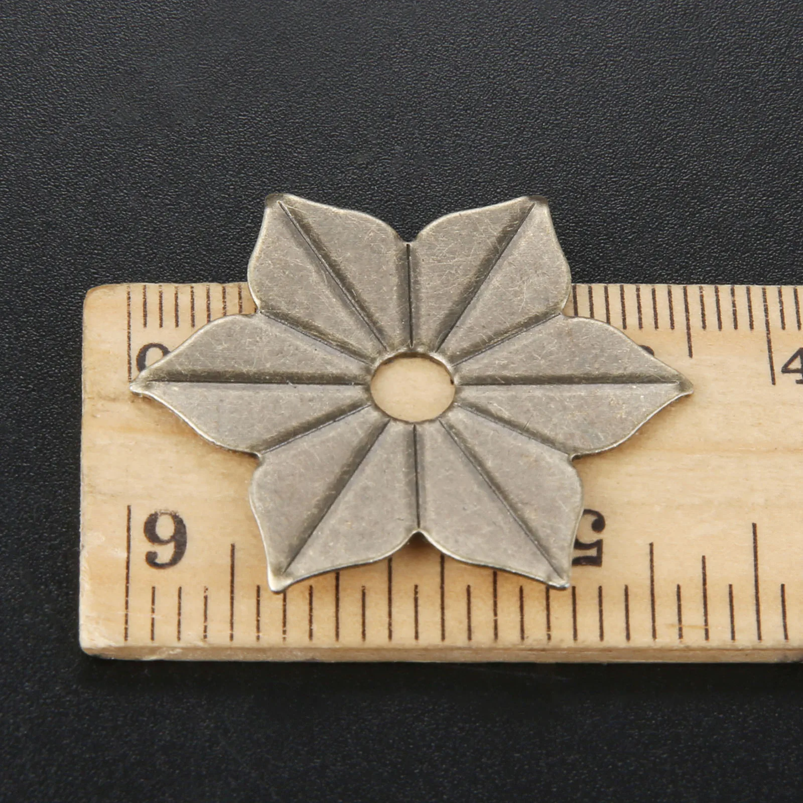 10PCS 23/35mm Vintage Antique Bronze Decorative Flower Protectors Bracket Decorate Desk Jewelry Box Wood Cases Hardware