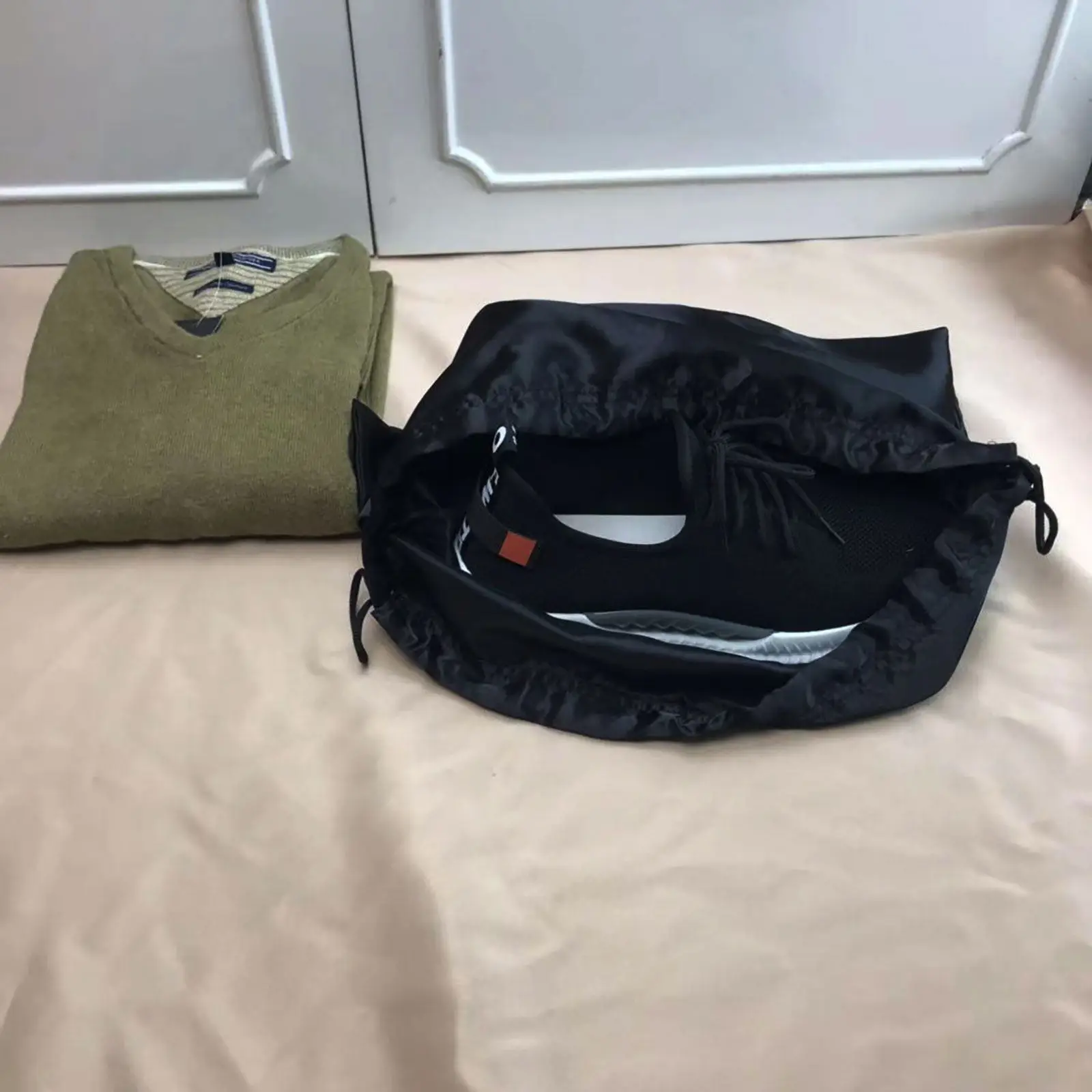 2Pcs Elegant Silk Drawstring Storage Bag Reusable Fabric Pouch for Clothes Blankets Towels Shoes Small Items Easy Fold Compact