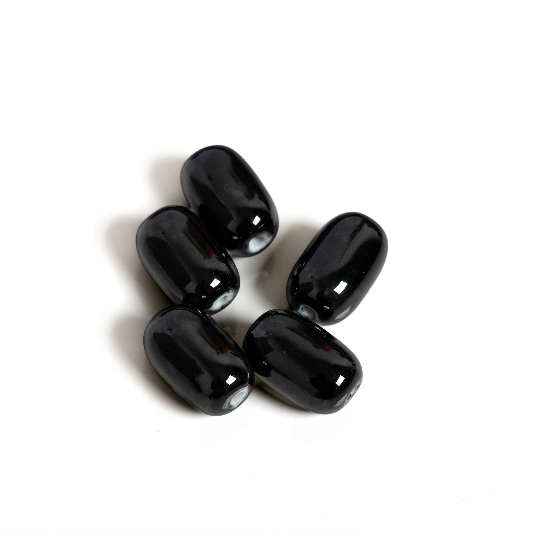 Perle en céramique ronde pour bijoux, tube noir, fabrication artisanale, design unique, 5 pièces, TCZ691