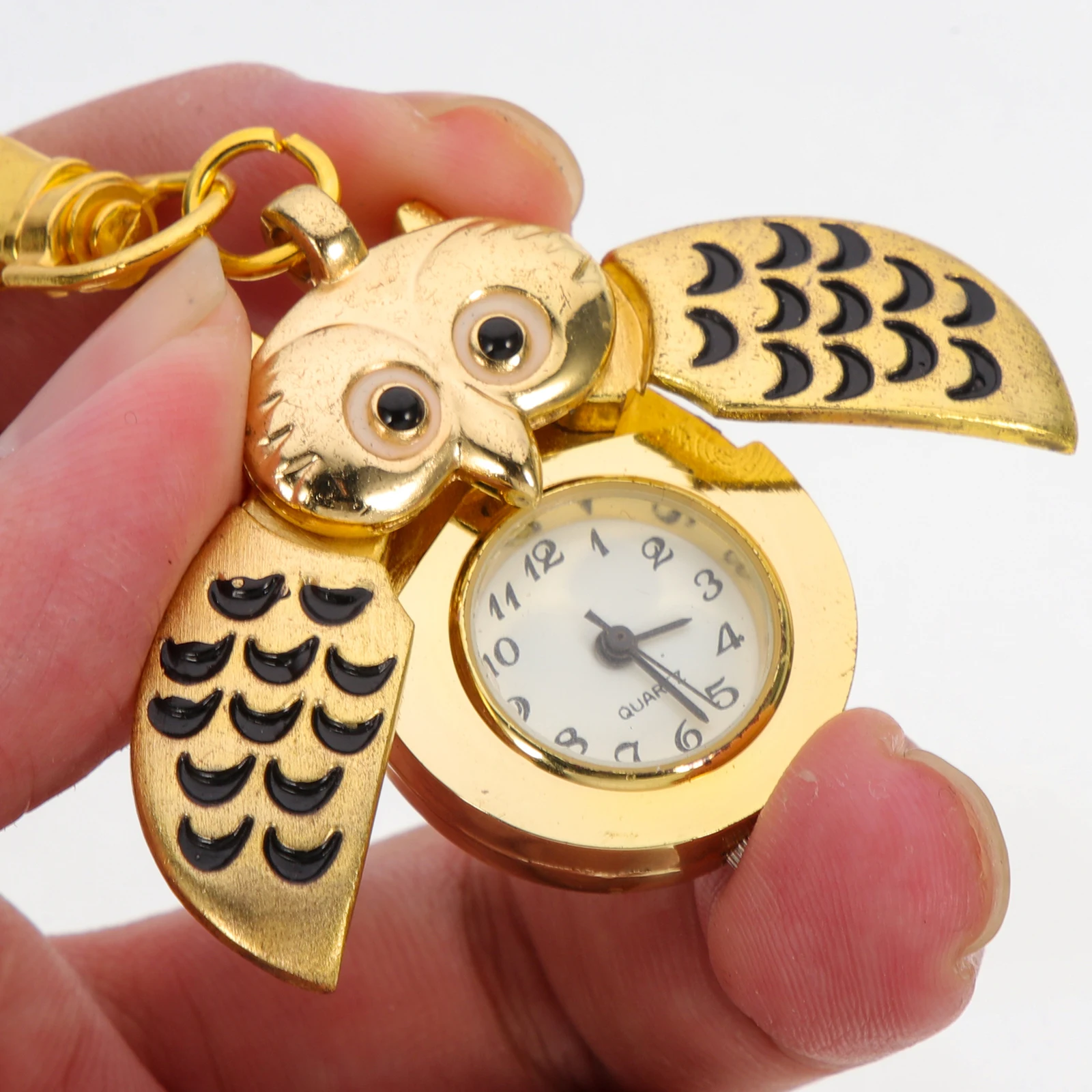 

Retro Owl Shape Pocket Watch Creative Cartoon Keychain Decorative Gift For Family Friends Durable Metal Design