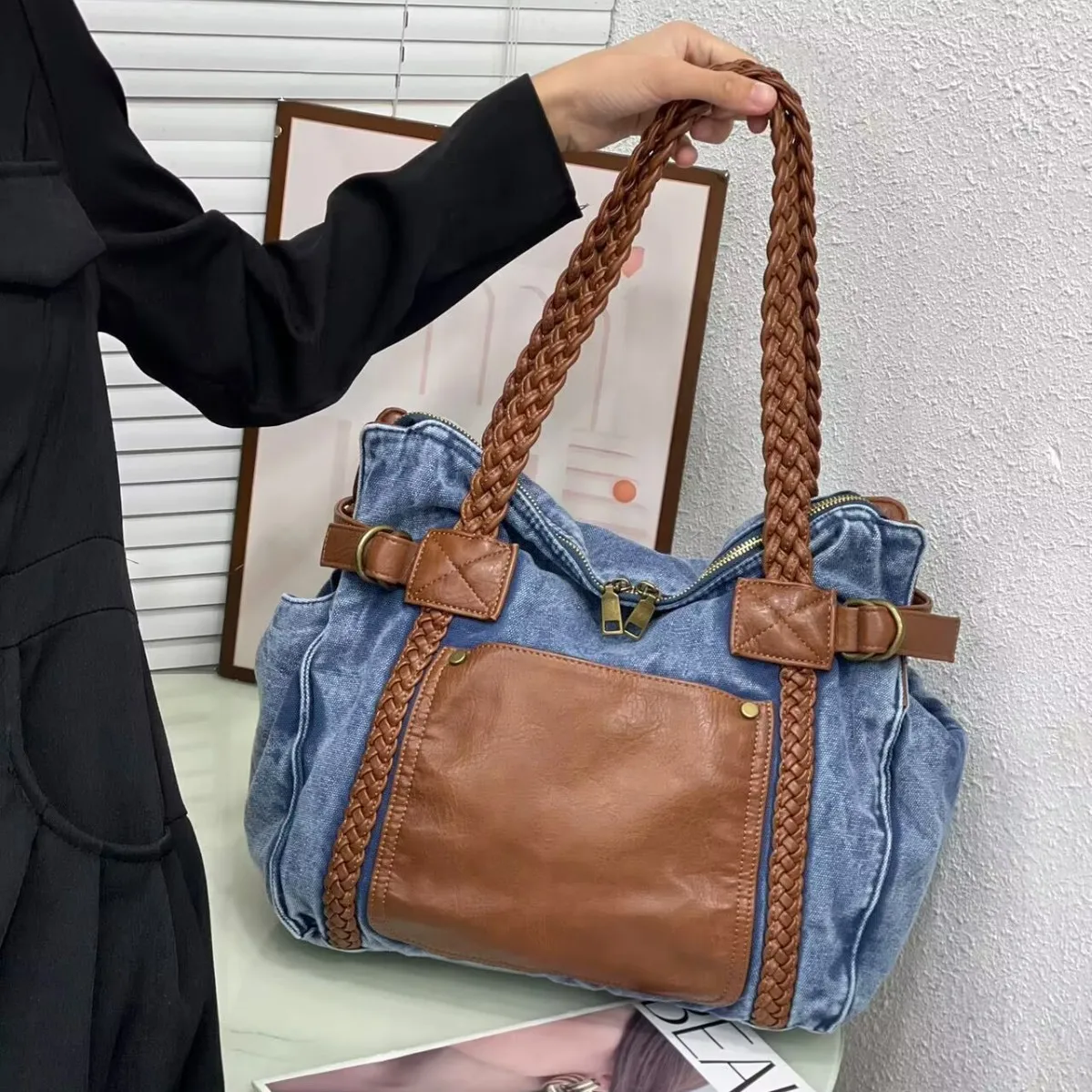 

Washed denim Women Handbags Luxury Patchwork Designer Braided strap ladies Shoulder Bag Casual Cowboy Tote Bag blue bolsa