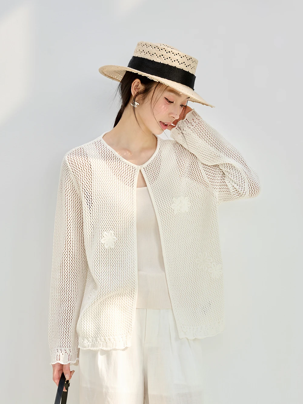 

Breathable Linen Knitted Open Cardigan round Neck Hollow out Flower Design Fashionable Outerwear Top for Women Daily Wear