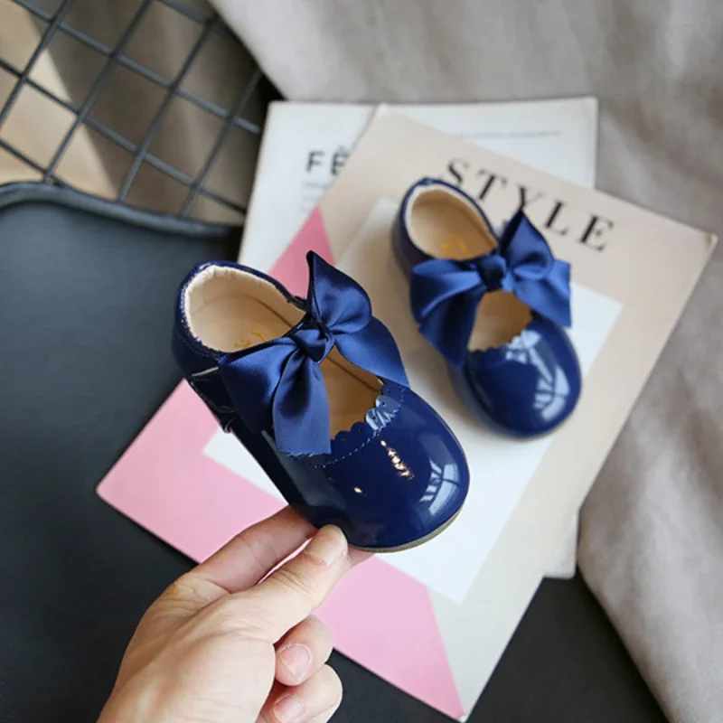 Toddlers Girl Shoes Child Flats PU Patent Leather Kid Dress Shoe Sweet Princess Shoe Cute Walking Shoes Kid Shoes Mary Jane Shoe