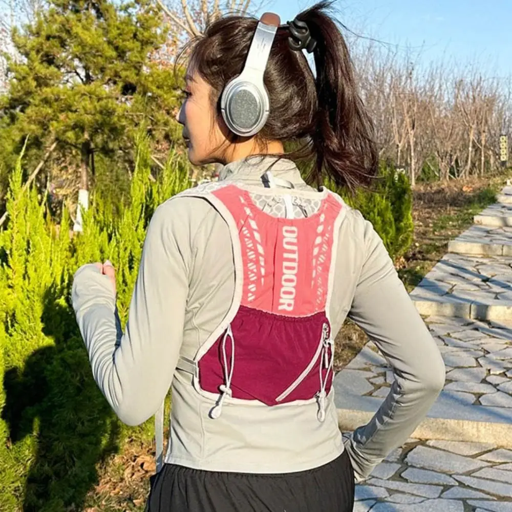 

Легкий жилет для бега с гидратацией Светоотражающий дизайн Водонепроницаемый увлажняющий рюкзак для бега Удобный многофункциональный