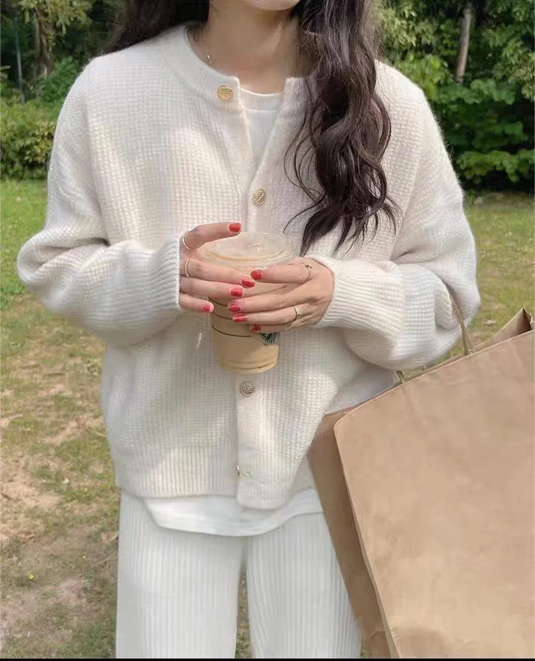 2025 Cardigan maglione lavorato a maglia da donna nuovo autunno e inverno, giacca maglione piccola, top