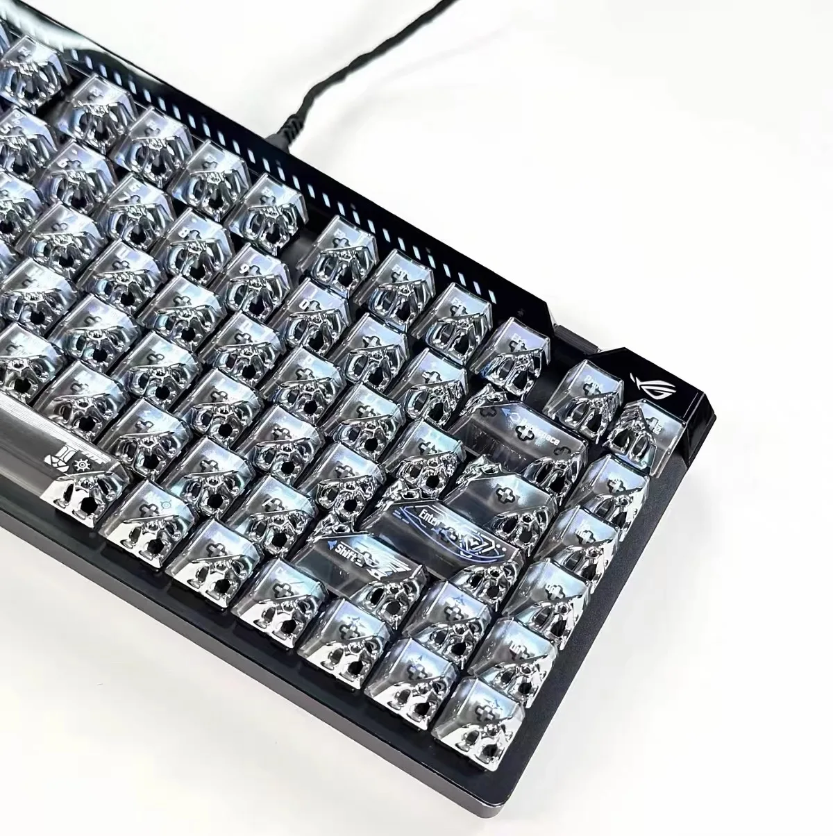 Quantum honeycomb keyboard cap, mirror electroplating process