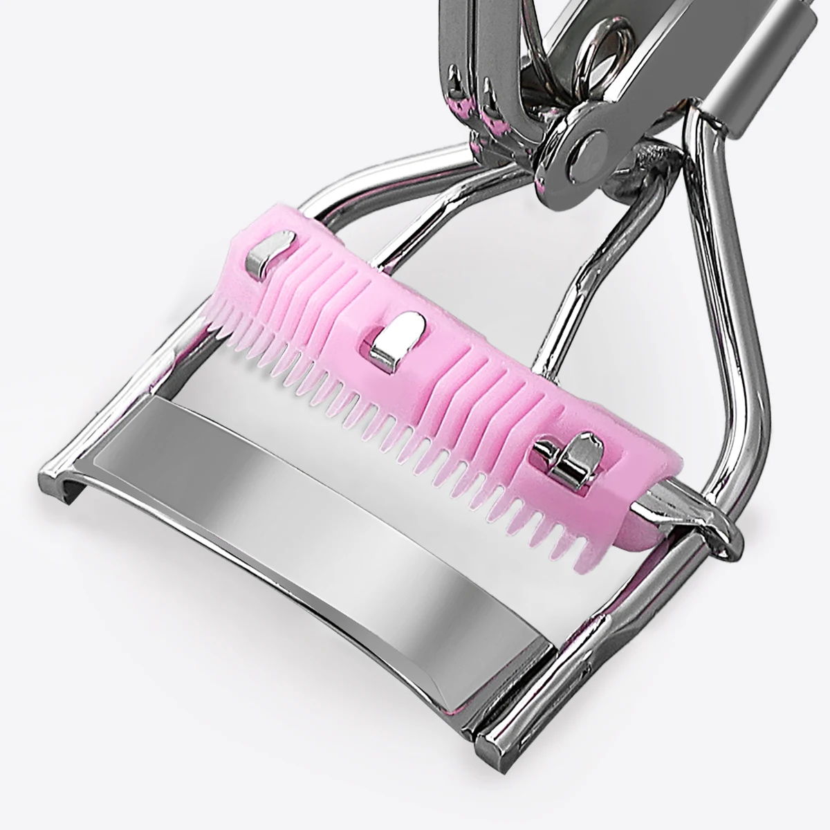 A convenient love belt comb eyelash clip tool set and eyelash tool set to make eyelashes more curly and more perfect.