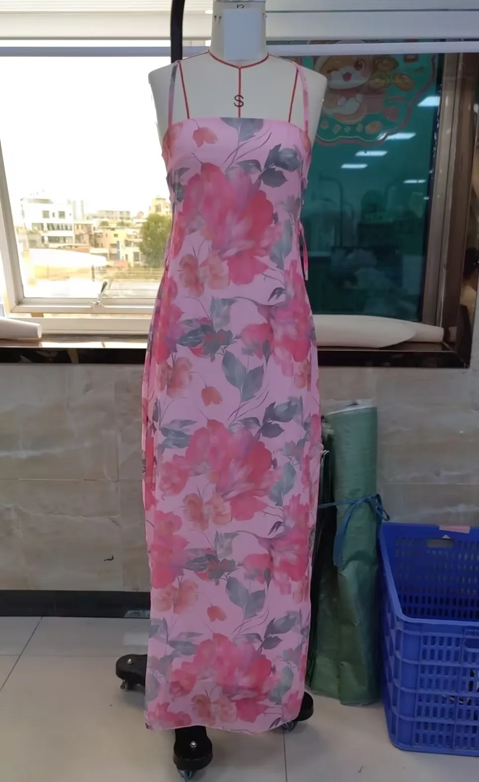 ผู้หญิงชุดยาวดอกไม้พิมพ์ชุด Cami ฤดูร้อน CROSS Tie-Up Backless แฟชั่นสปาเก็ตตี้ชุดสายคล้อง