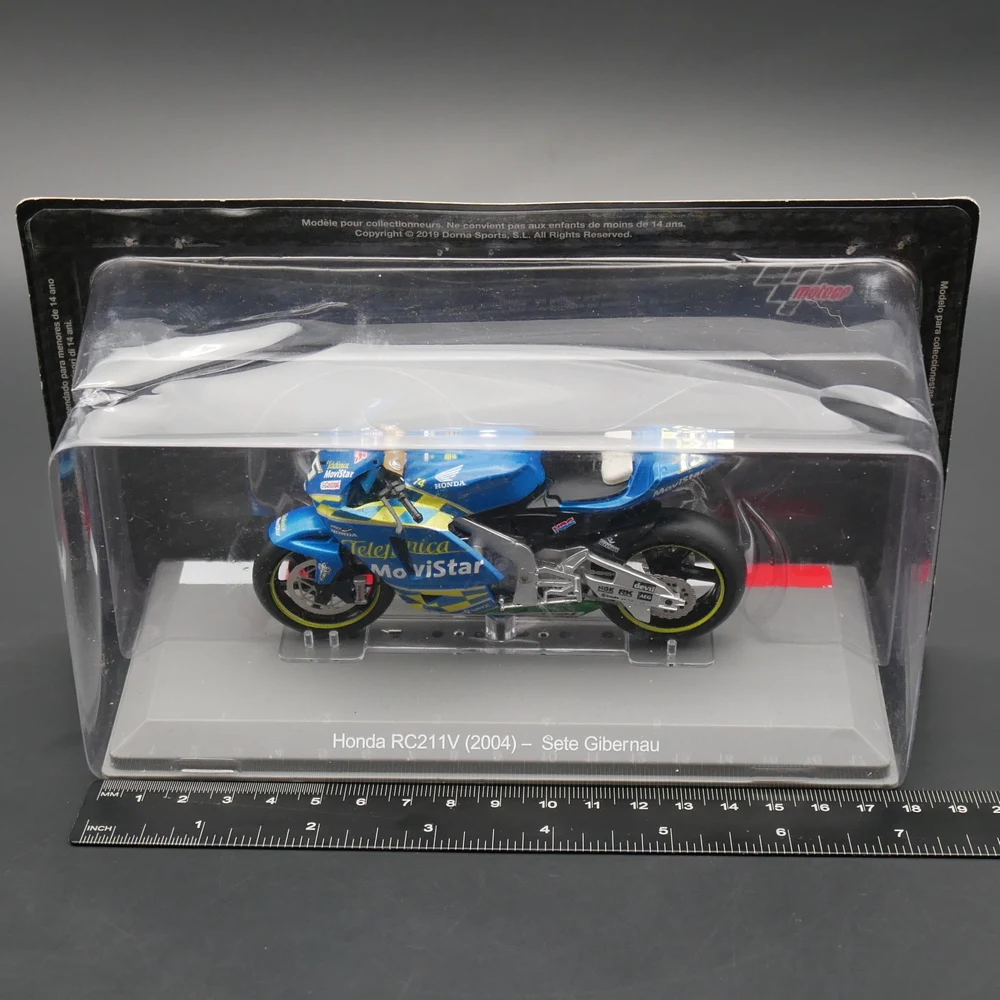 

Литой под давлением Ixo масштаб 1/18 Moto GP 2004 Honda RC211V Honda мотоцикл из сплава игрушка подарок сувенир дисплей орнамент
