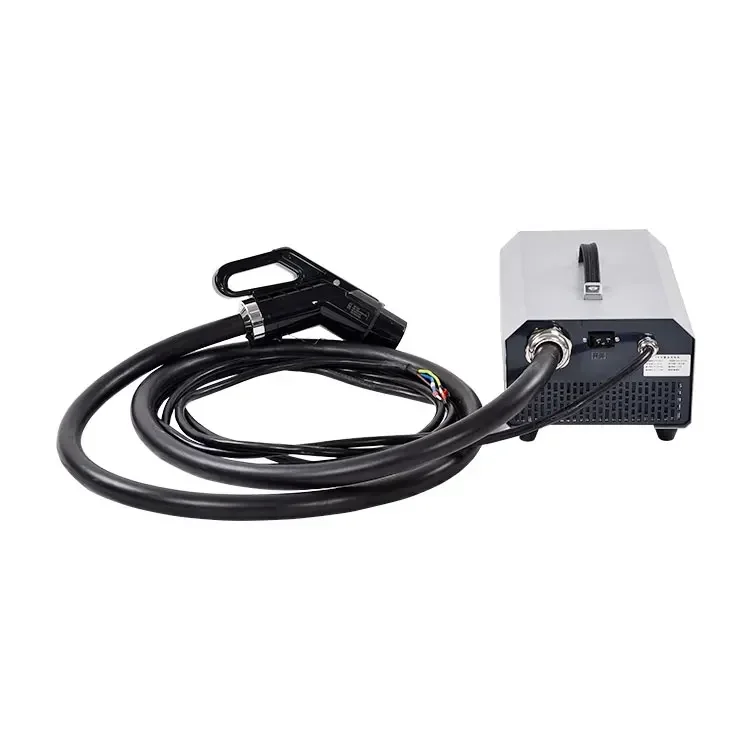 

NEW Fast Movable Charging Station Portable Battery EV Charger CCS Portable Charging Pile 32a 7.2KW Movable EV Charger