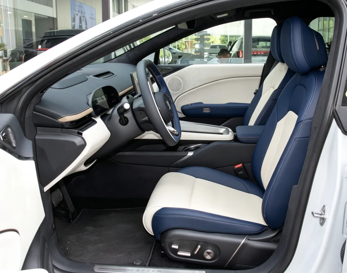 Für Zeekr 7gt 2025 Maßgefertigte Autositzbezüge Luxuriöses Nappaleder 100% Passgenau Innenraumzubehör 360 ° Vollständige Abdeckung – Detail 5