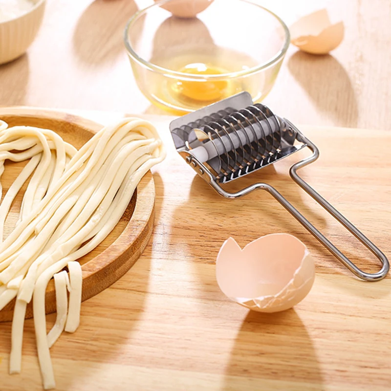 

Stainless Steel Noodles Tool,Manual Noodle Cutter,Handmade Noodle Maker Slitting Machine for Scallions & Garlic,Kitchen Gadgets