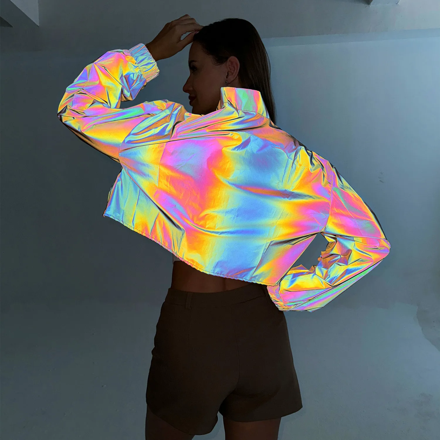 女性用反射クロップドジャケット,レインボーカラー,ストリートウェア,パンク,ヒップホップ,セクシー,長袖,ケープ,ライトケープ,秋,2024