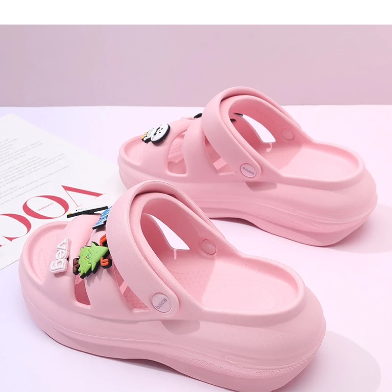 2024 new summer women\'s sandals are non-slip, heightened, thick-sole, simple, cute, and-like to wear beach slippers