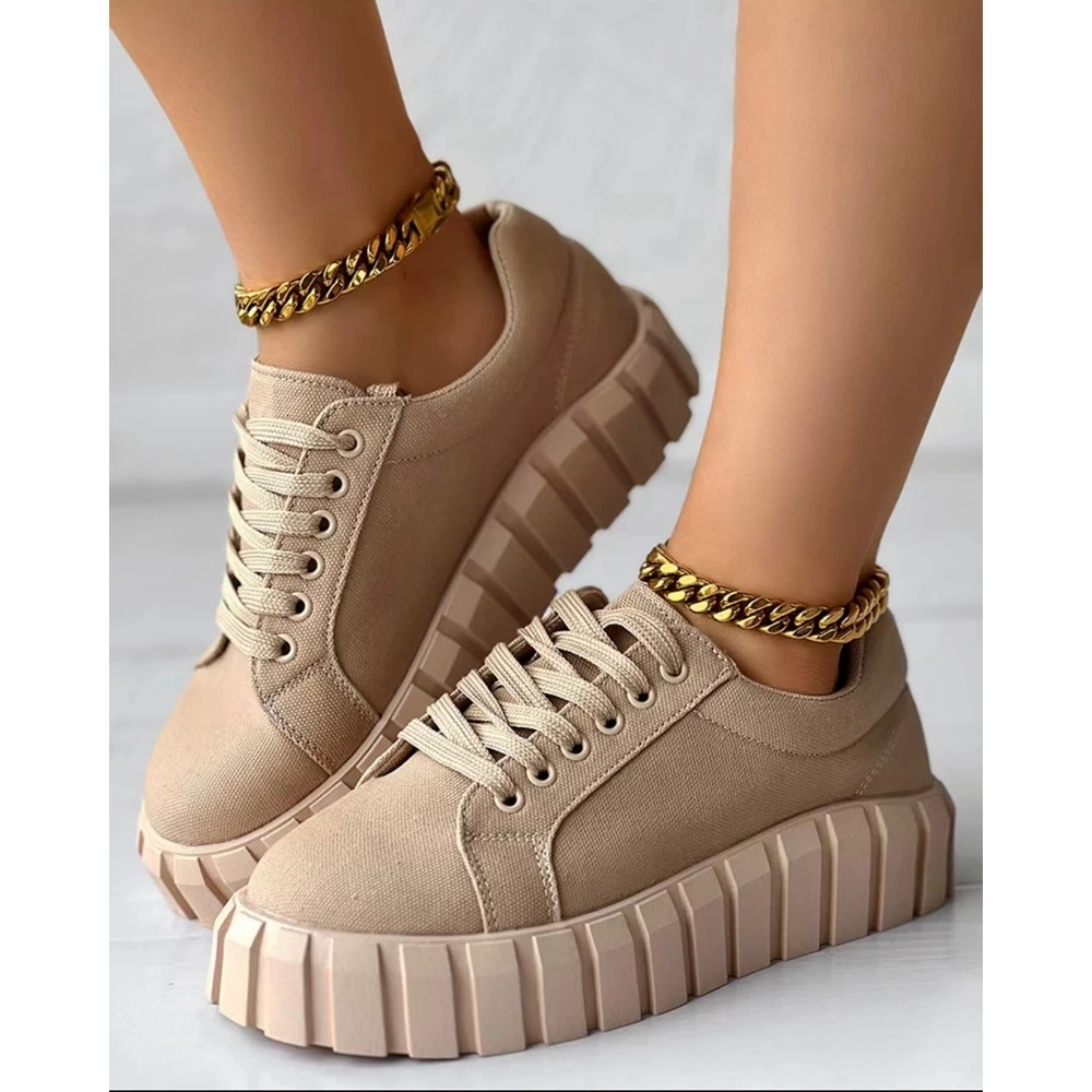 Women Eyelet Lace-up Platform Sneakers Sports Shoes Chaussures Casual Canvas Shoes Women y2k Solid Flats Sports Shoes for Women