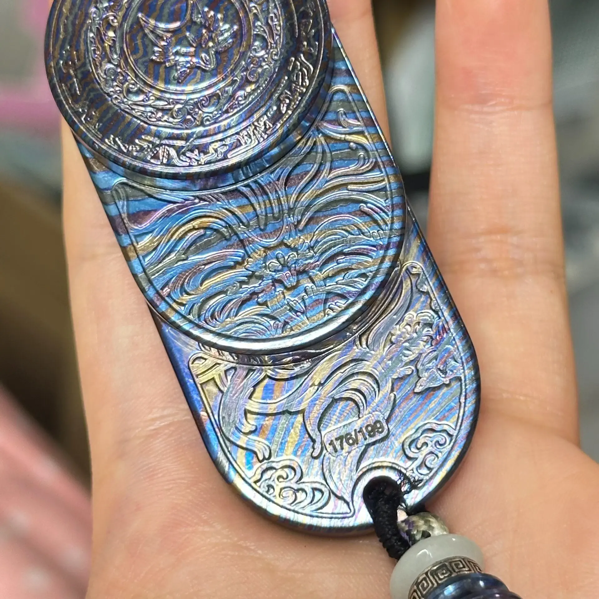 Used EDC Restless Zd Zirconium Horse Fox Mix Tide Play Edc Sprocket Fidget Spinner
