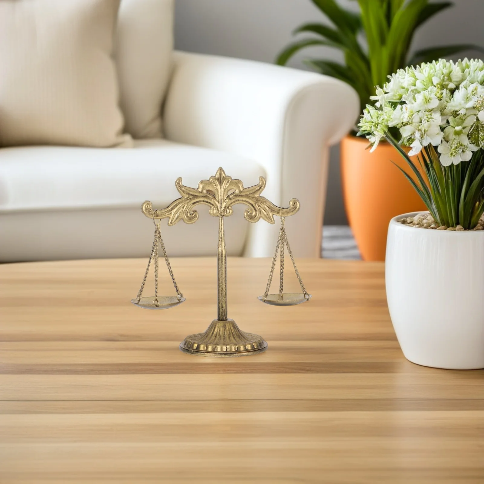

Iron Libra Statue Decorative Sculpture Vintage Metal Jewelry Tray Display Stand Home Office Miniature Model Accessories
