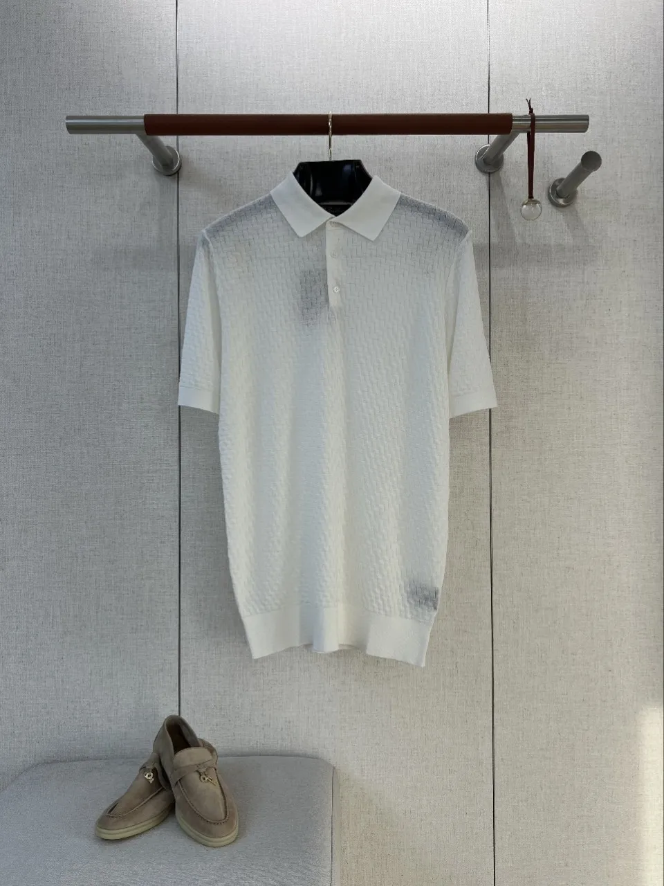  men's old money style 3d jacquard knit textured polo shirt with turn-down collar, breathable and drapey
