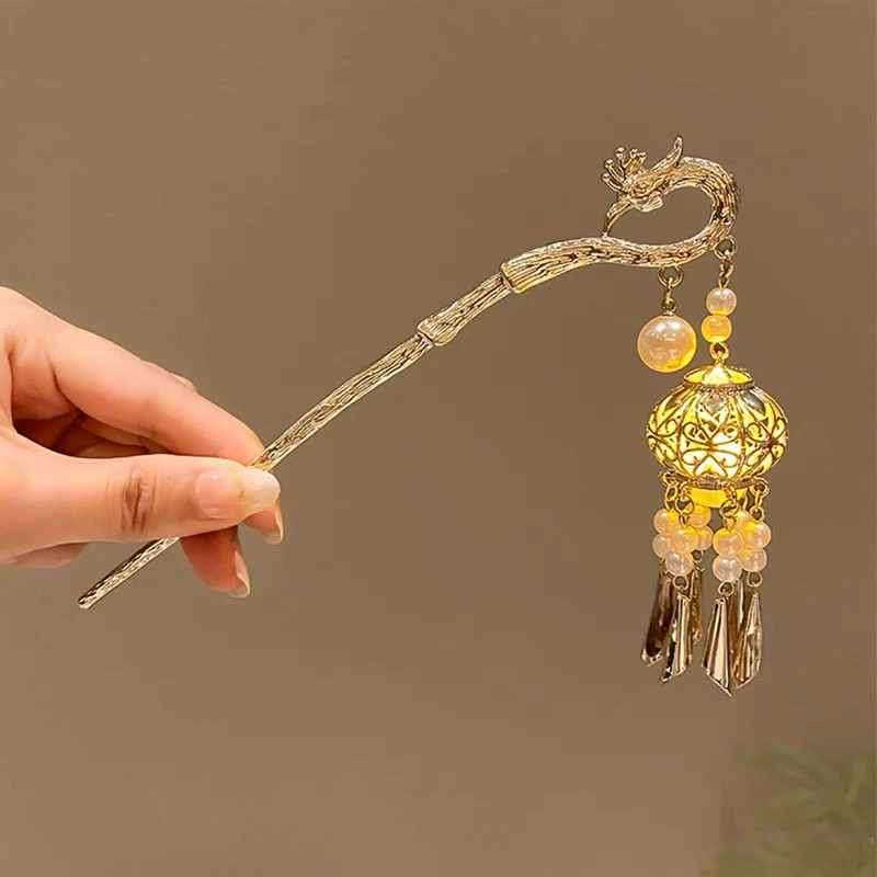 Luminous Lantern Tassel Hairpin Daily Sense Retro Hairpin Hanfu Step Shake Ancient Palace Lamp Headpiece Hair Ornament for Women