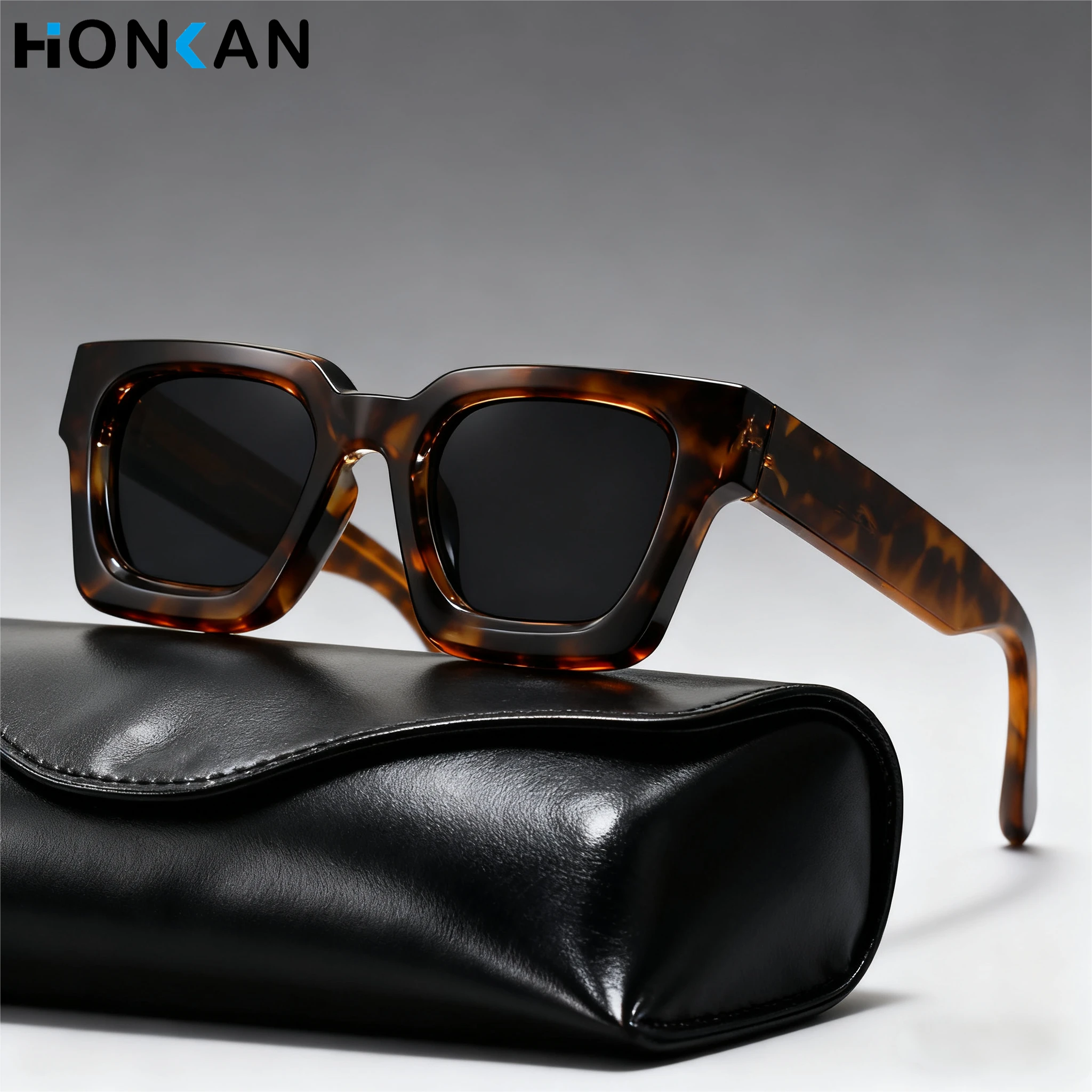 Fashion Men's Advanced Square Women Sunglasses Retro Designer Trending Sun Glasses Anti Mist Outdoor Driving UV400 Eyeglasses