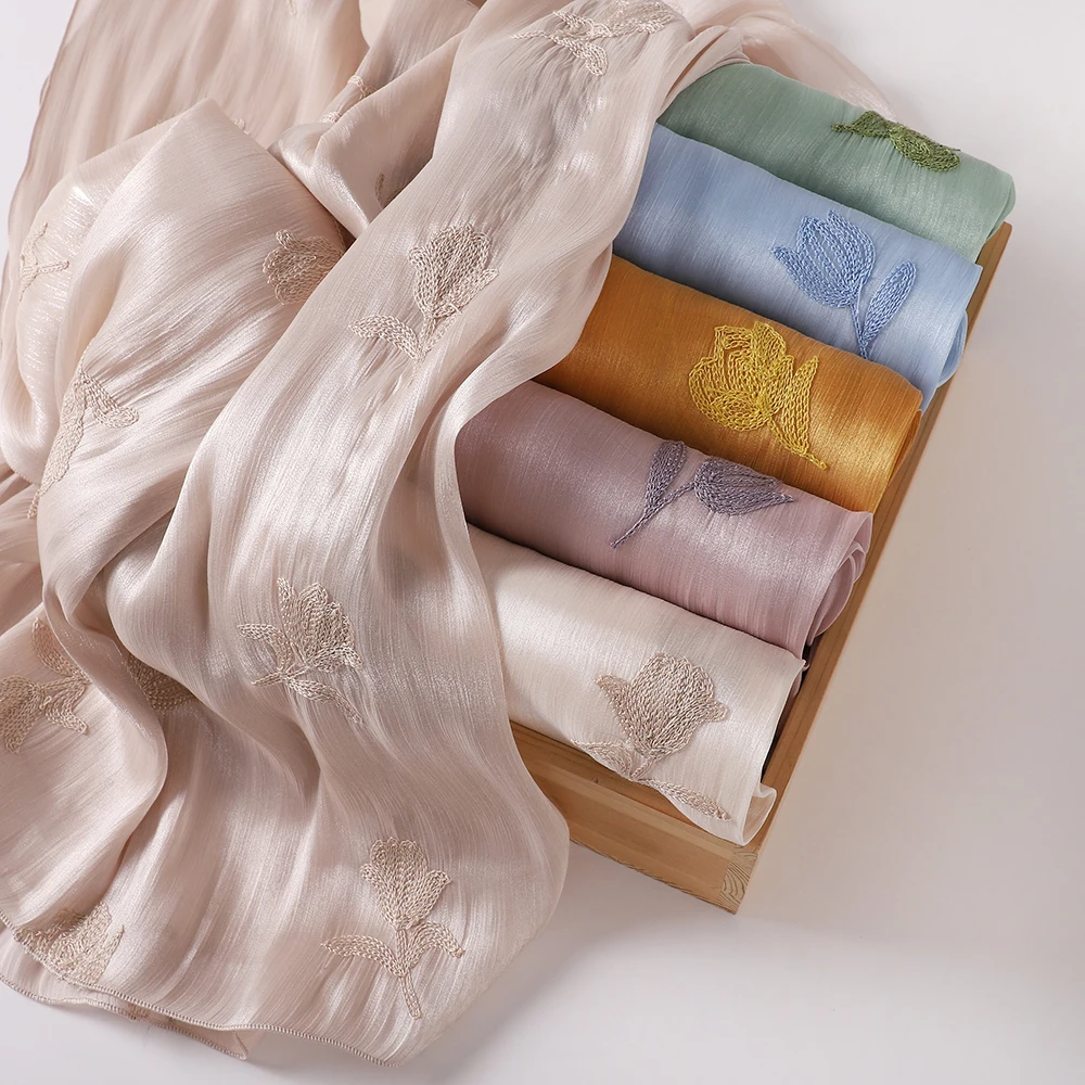 Elegant Floral Embroidery Hijab Fashion Islamic Head Wrap for Women Glitter Shimmer Hijab Lightweight Crinkle Plain Scarves