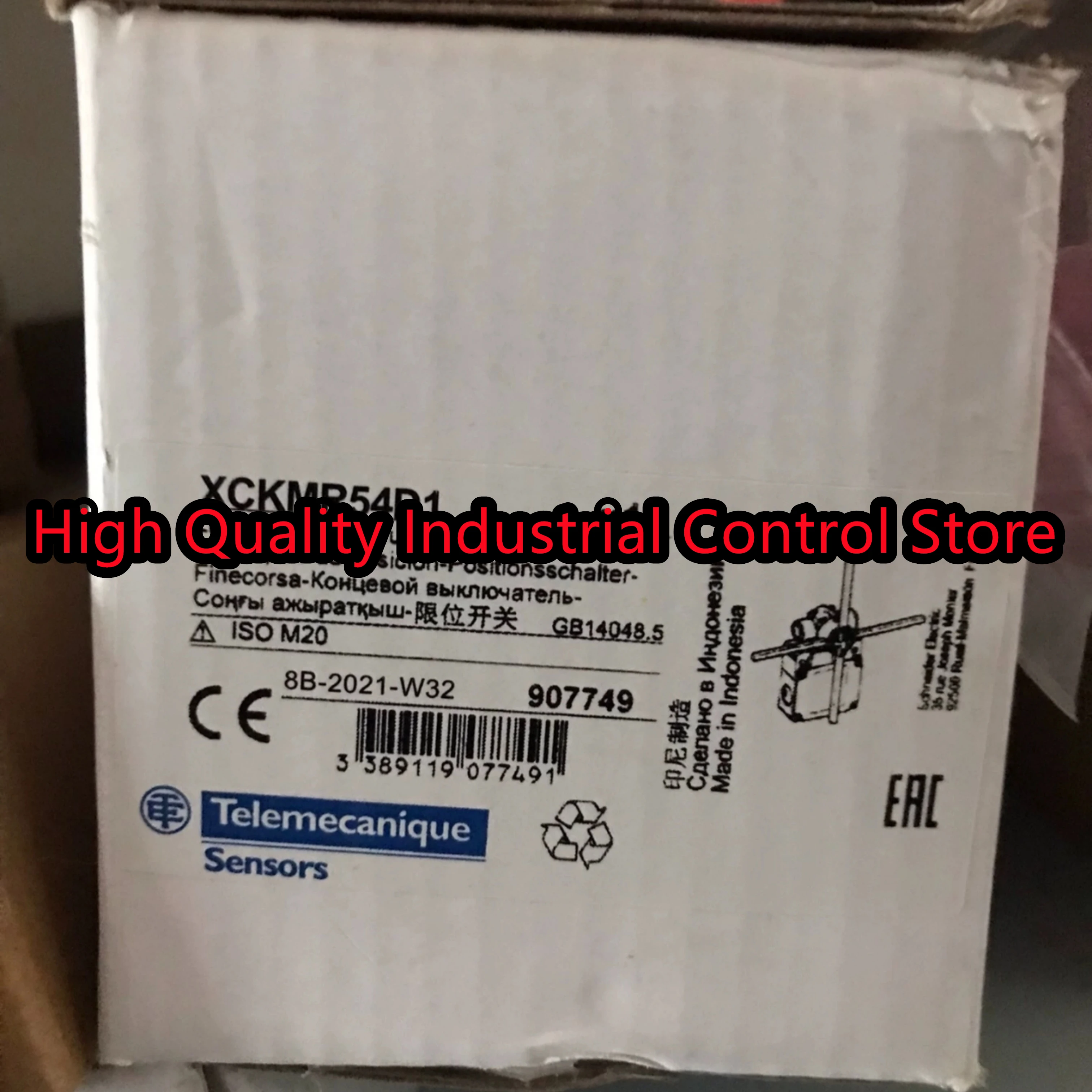 

Cross-shaped lifting limit switch XCKMR44D1 XCKMR44D1H29 100%NEW