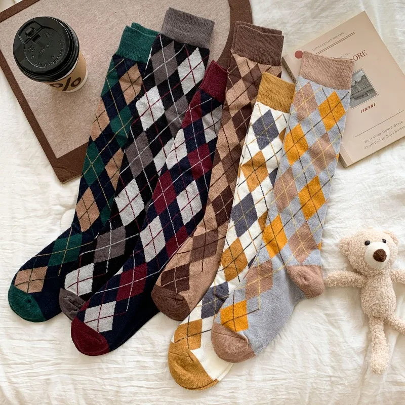 

6 pairs Spring Autumn Winter Retro Simple Leg Socks Fashion Versatile Diamond Grid Long Socks Casual Comfortable Medium Socks