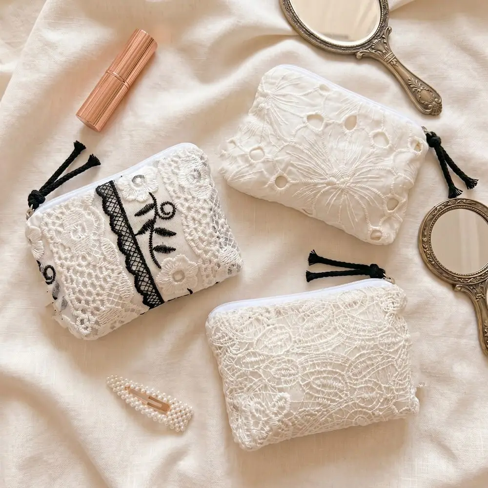 Organza Lace Embroidered Storage Bag Cute Embroidery Small Makeup Bag Flower Hand-Held Sanitary Napkin Storage Bag Home Supplies