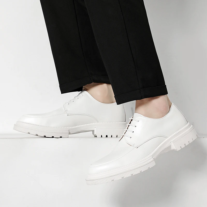 British Style Men Thick Bottom Mens Oxfords Shoes Men Leather White Fashion Coiffeur Shoes All-match Lace-Up Mens Business Shoes
