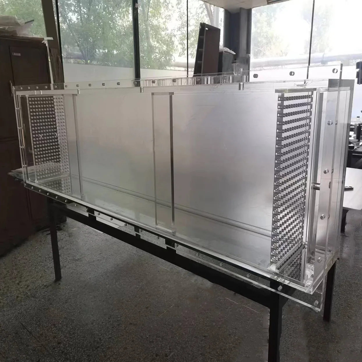 Large acrylic water tank experimental device transparent plexiglass