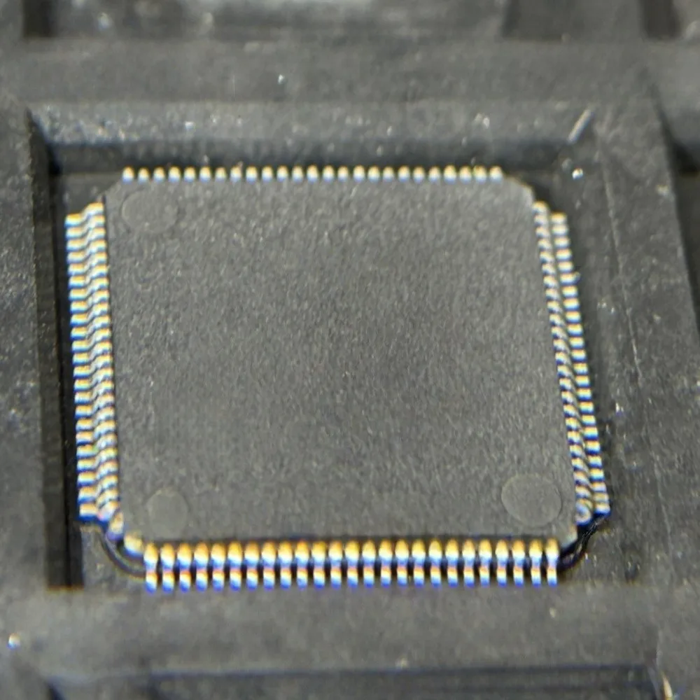 1-100PCS HR911130C HR911130 ATIC155 8L B2 ATSAMD21G18A-AU ATSAMD21 M62352FP M62352