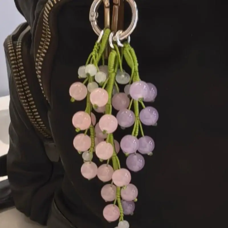 Modischer handgewebter Trauben-Perlen-Schlüsselanhänger, exquisiter simulierter Frucht-Schlüsselanhänger, Perlen-Taschenanhänger, Taschenhänger-Ornament – Detail 3