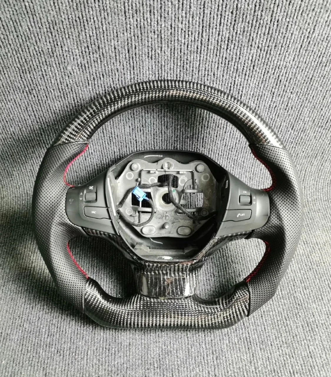 Real Carbon Fiber Steering Wheel with Leather for Peugeot 308 2014-2021 2020 2019 2018 2017