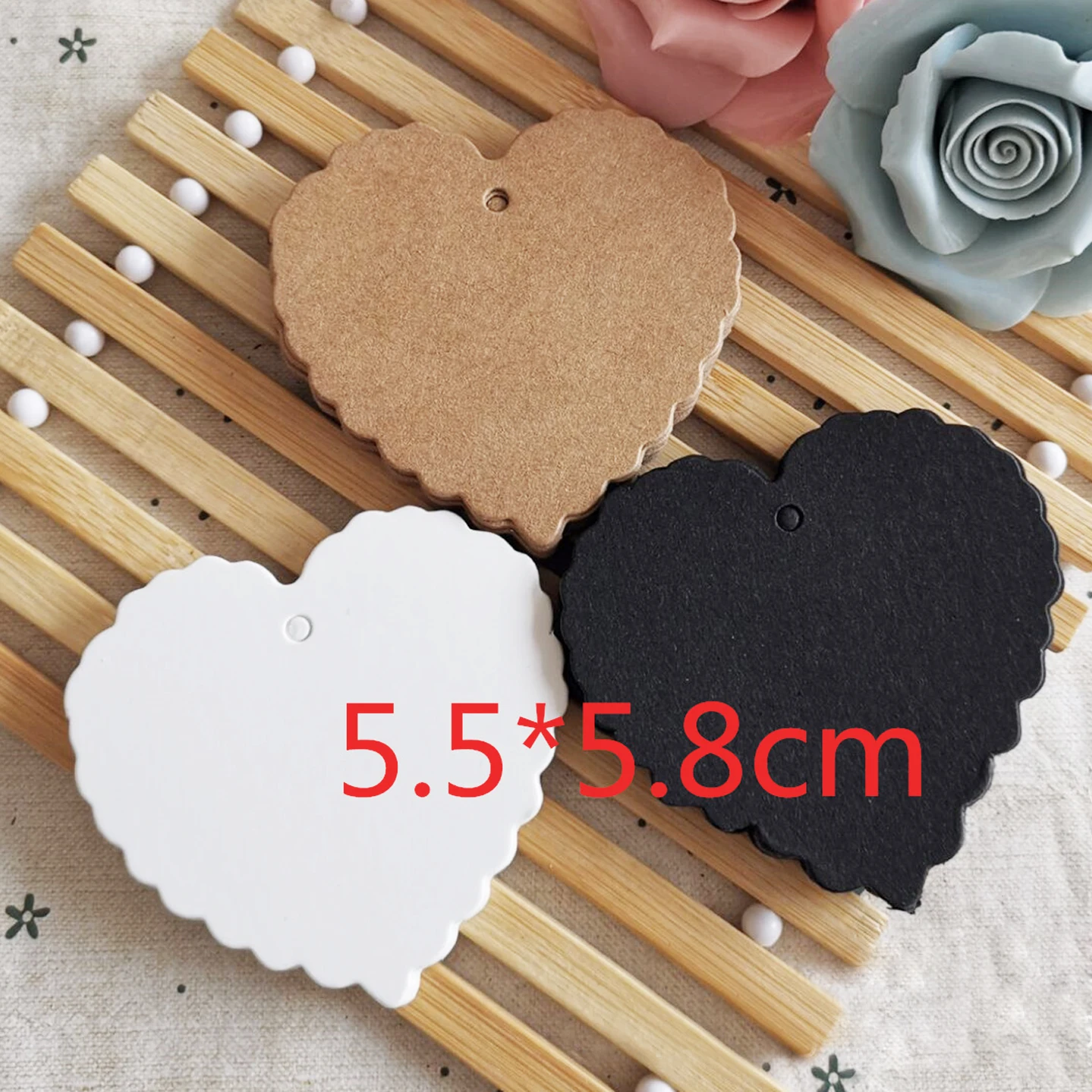 50pcs Round Paper Tag Labels Kraft Paper Cards Love Heart Hang Tags Blank for Jewelry Packaging DIY Couples Lovers Christmas