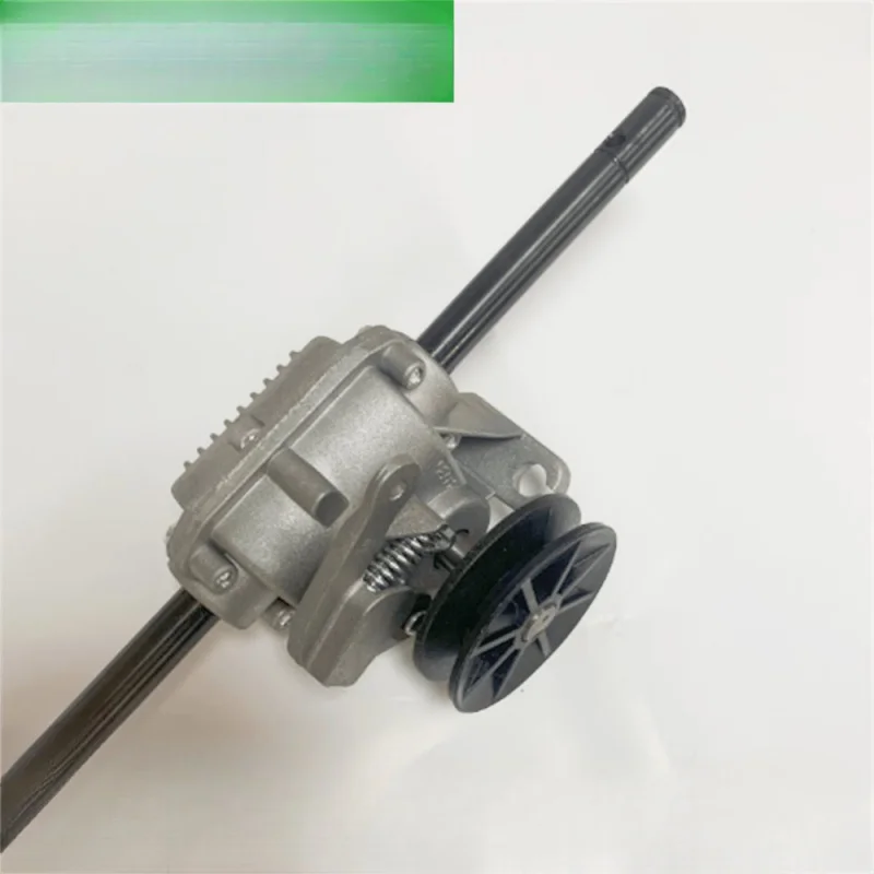 For hand-pushed lawn was modified into a - belt-driven four-stroke Q mower with a self-propelled device Lll